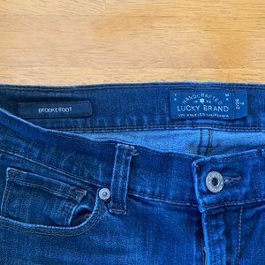Lucky jean, medium wash, size 2/26 boot cut (short)